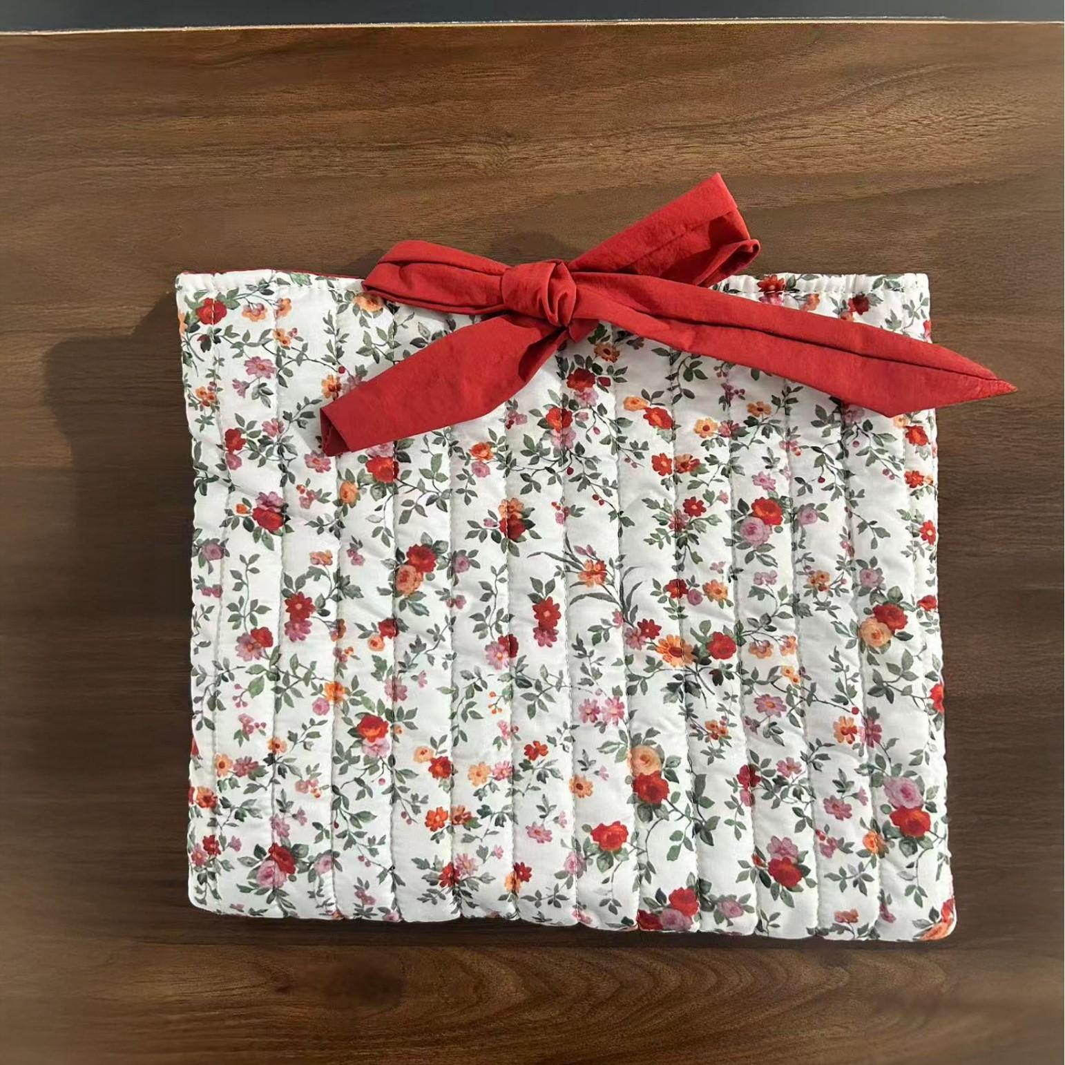 

1 шт. Женская сумка для хранения книг с цветочным принтом и бантом - Большая вместимость, легкий органайзер для косметики, пастельный и стеганый дизайн