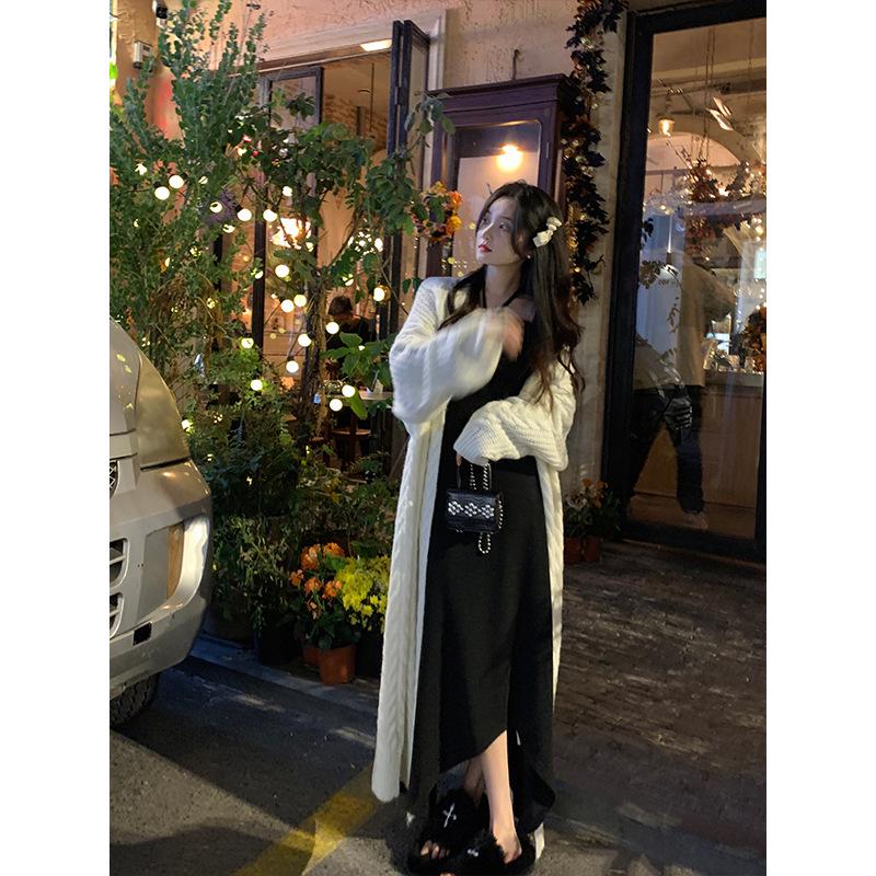 Conjunto de Cárdigan de Punto de Manga Acampanada y Vestido para Mujer de Tallas Grandes