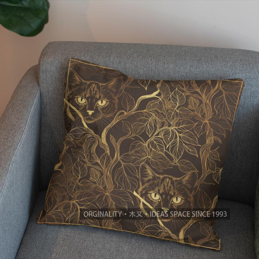 2D Golden Cat & Leaves Patterned Pillow Cover Pattern Cushion Cover Suitable For Sofa Bedroom Car Pillow Cover