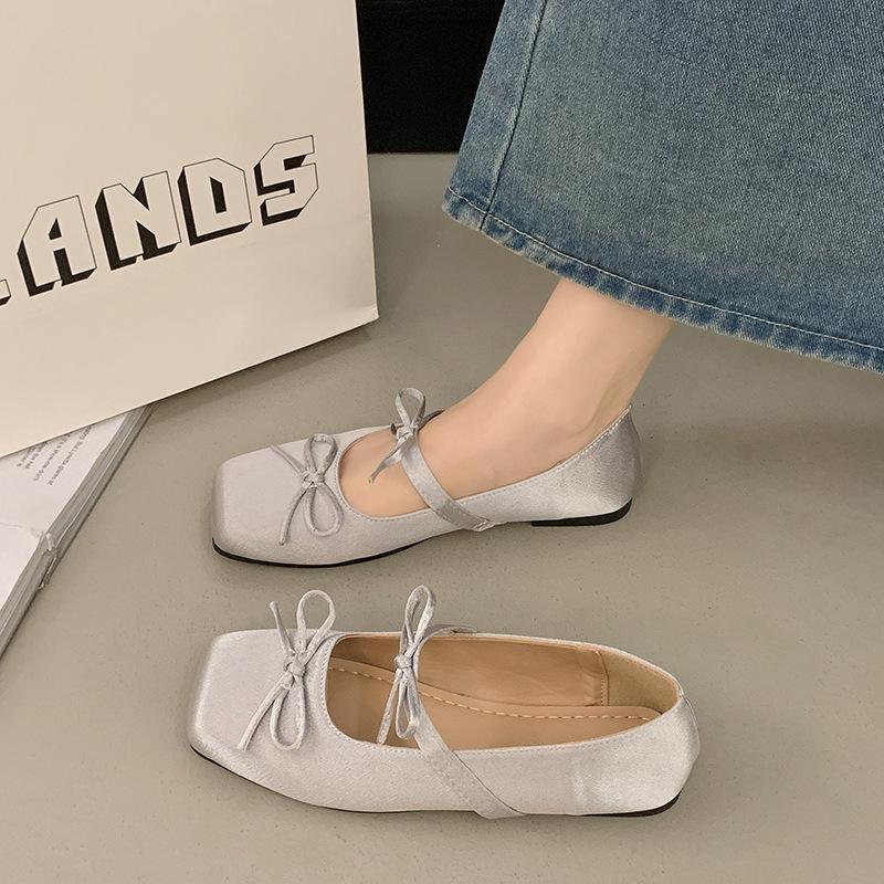 

2025 весна туфли на все сезоны универсальные Мэри Джейн удобные женские туфли модный квадратный носок внутренняя платформа одинарные туфли женская мягкая подошва 40 серебряный