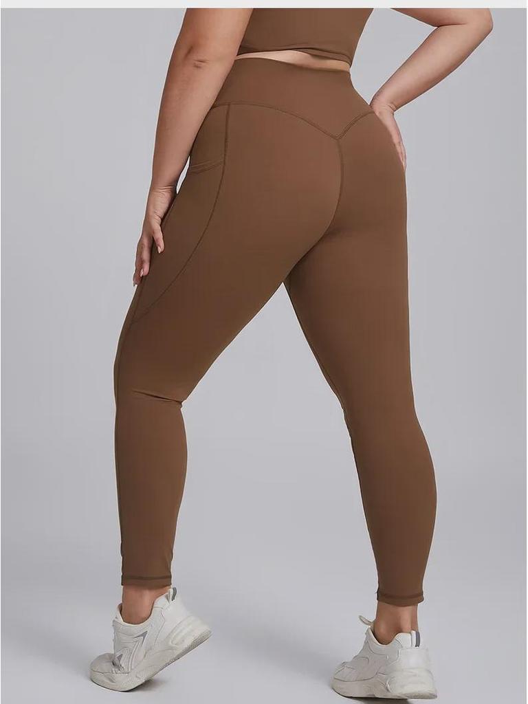 Tuta da Yoga di Alta Gamma Taglie Forti: Abbigliamento sportivo europeo e americano nudo a due pezzi con tasca.