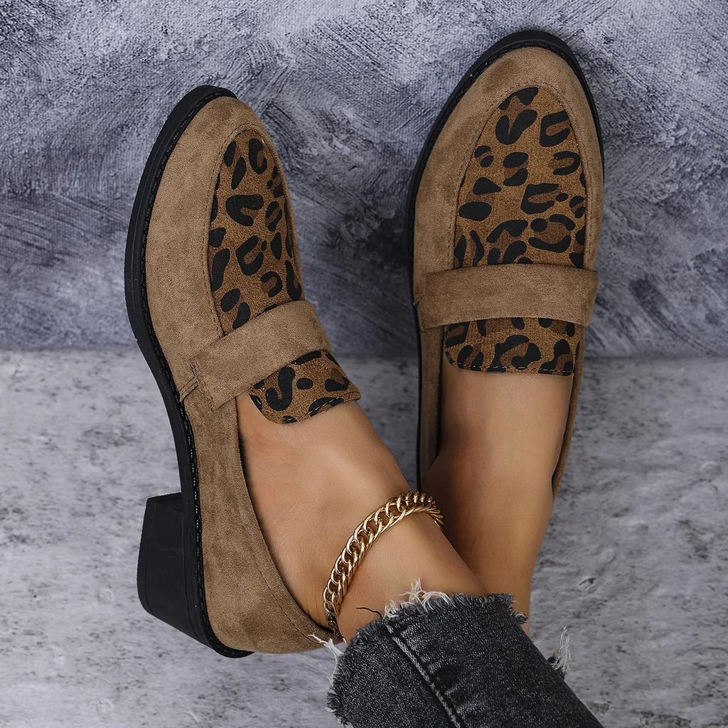 Fashion Women Shoes Leopard Splicing Flat Casual Shoes Brand Slip On Loafers Vulcanized Shoes Walking Single Sneakers Women 2025