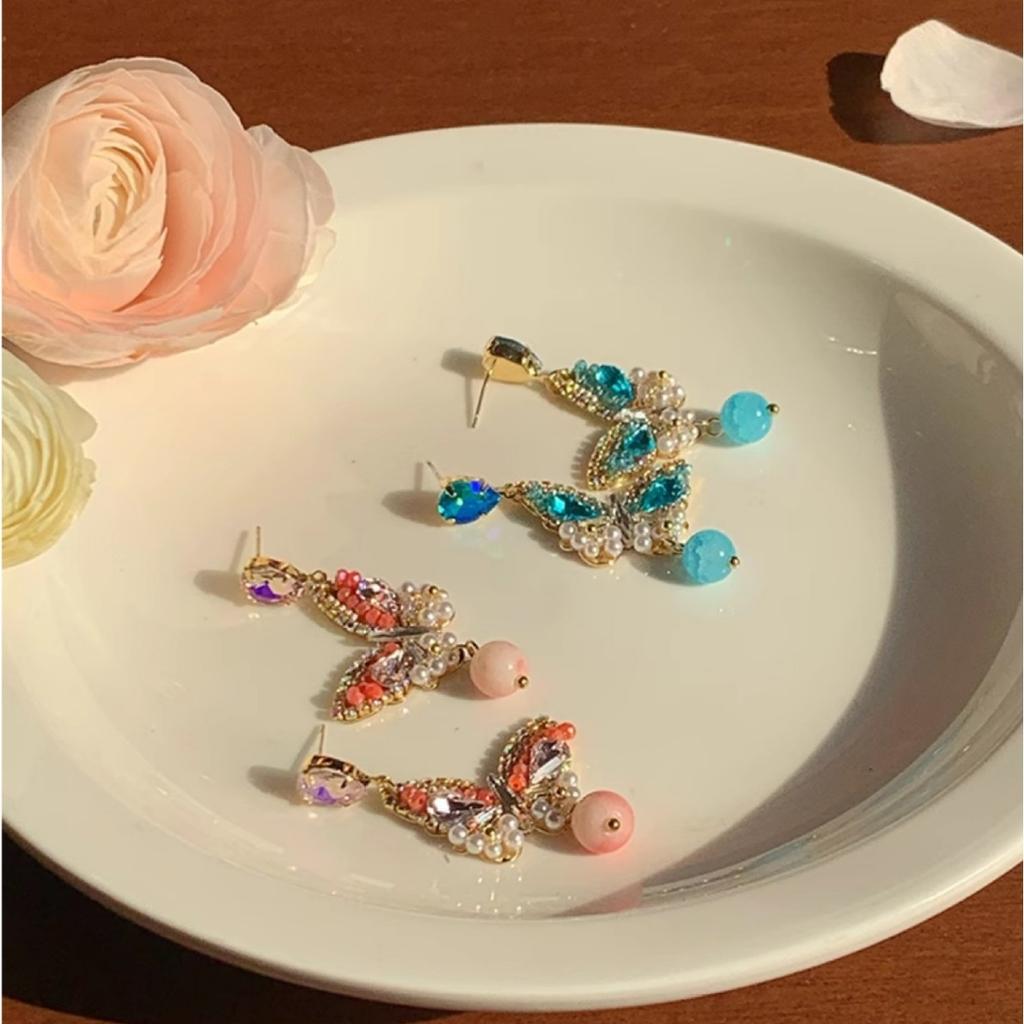 Butterfly Pendant Earrings Women's Exquisite Fashion Design Earrings High-end Versatile Earrings