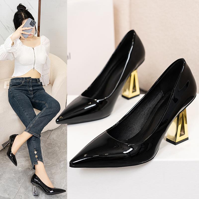 Fashion Summer New Style Sandals Women's Round Head Suede Line with Waterproof Platform Anti-slip Wear-resistant High Heels