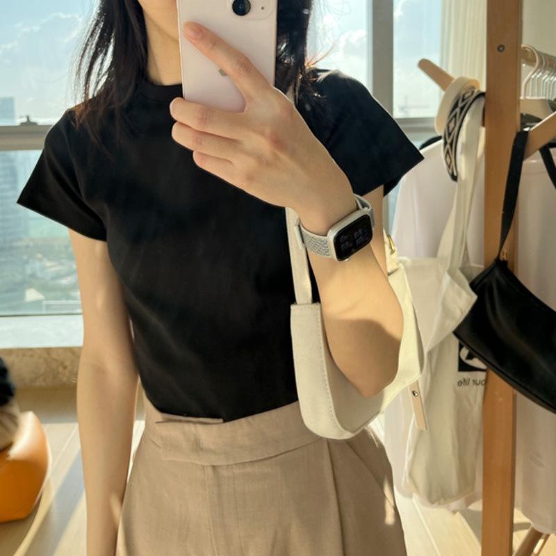 Women's Summer White Slimming Round Neck Short Sleeve T-Shirt: Fashionable, Versatile, and Age-Reducing Basic Top