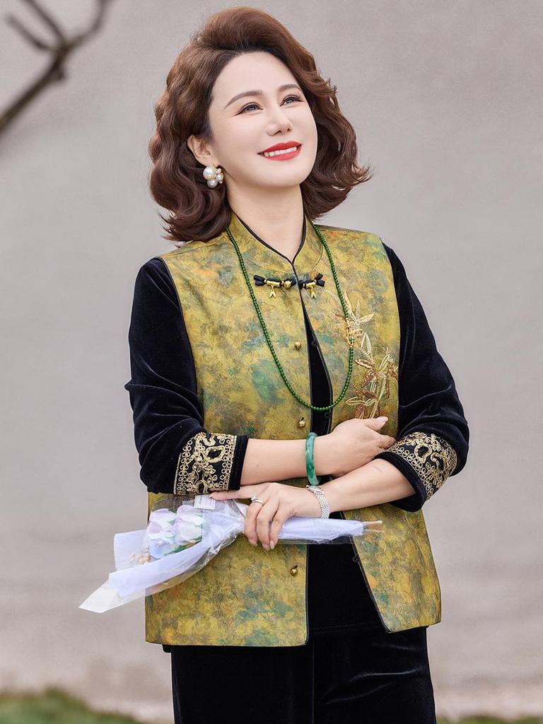 Elegant Chinese Style Suit: Sophisticated Spring-Autumn Vest & Top for Middle-Aged Women