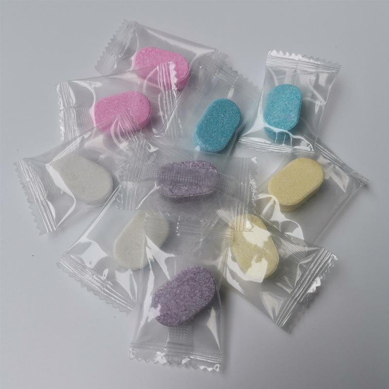 Solid Wiper Concentrate: Effervescent Glass Cleaner Tablets for Car Windows