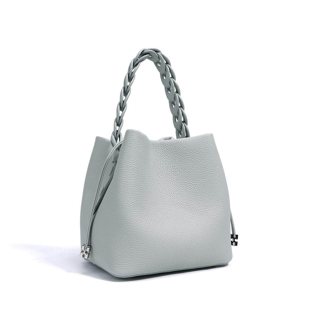 Versatile Vegetable Blue Texture Sub Shoulder Portable Summer Bag 2025 New Fashion Messenger Bag First Layer Cowhide Bucket Bag