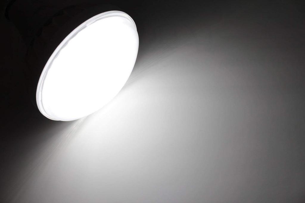 [Amazing 8000 Lumens] Industry-leading 500W 50W 8000lm brightness LED outdoor floodlight bulb, PAR56 E39, 5000K daylight white (flicker-free),