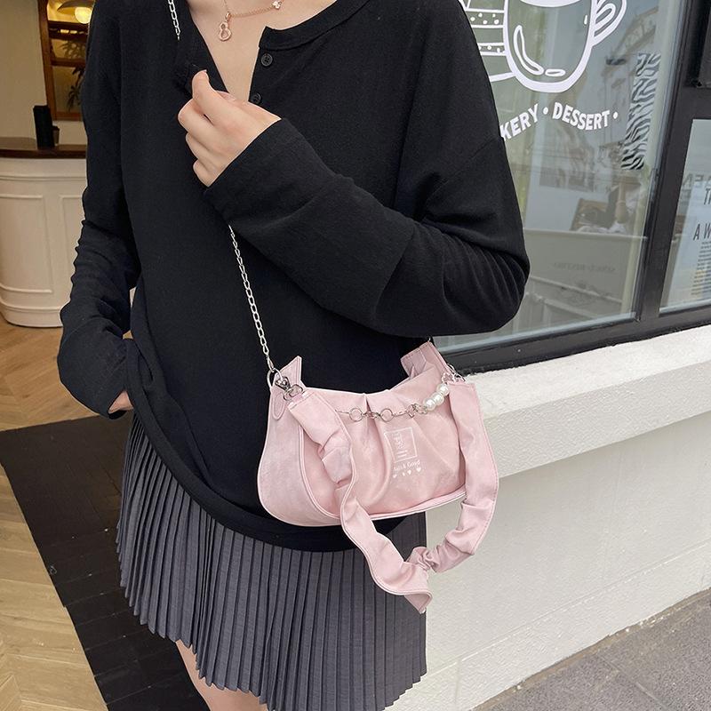 Today's popular underarm bags for women's autumn niche pleated cloud chain bags for women's tide
