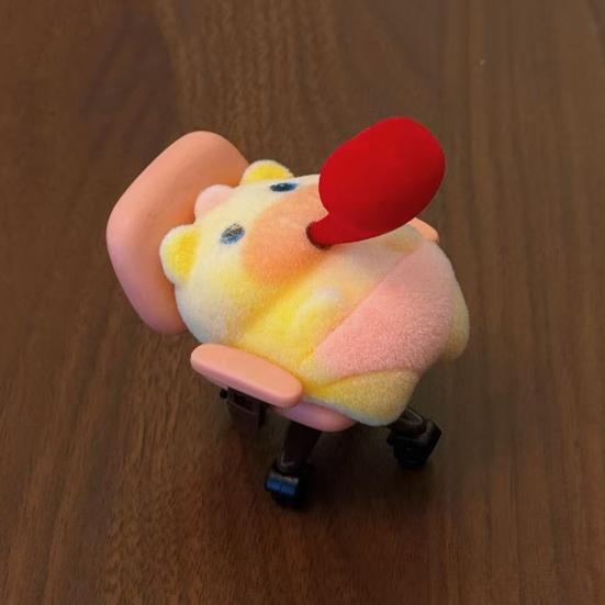 Car Ornaments Mini Capybara Figurine on 360 Degree Swivel Chair Relaxed Posture with Bubblegum Detail Cute Desk Toy for Car Dashboard Office Shelf