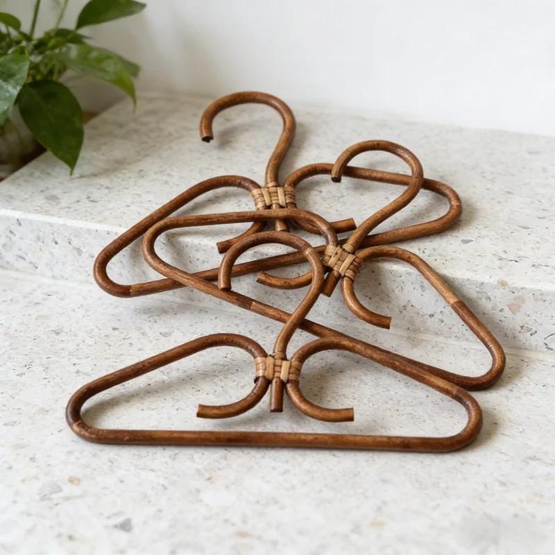 Natural Rattan Handmade Hooks Bedroom Closet Storage Organizer Hangers Clothes Storage Supplies Rack Home Decoration Accessories