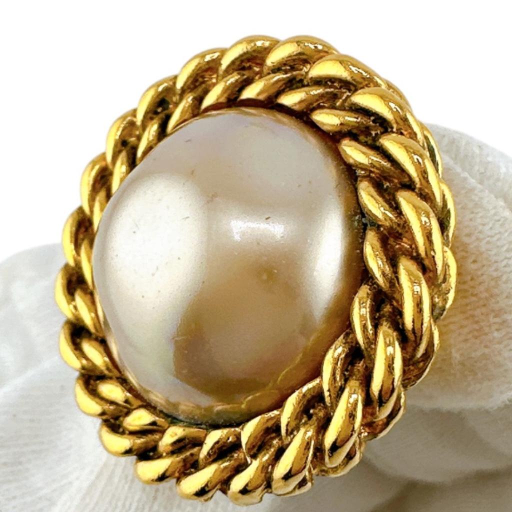 CHANEL vintage With box Earring gold Women Storage box Used