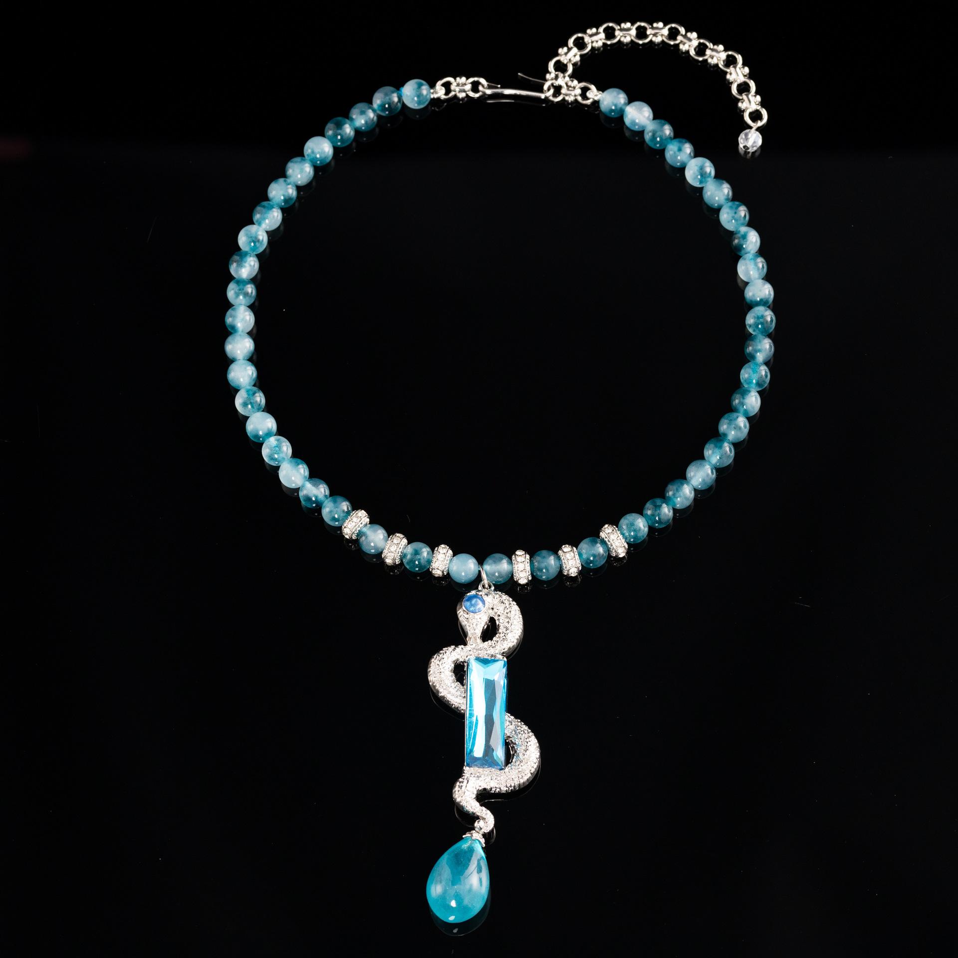 

Medieval Copper Alloy Bluestone Platinum Plated Snake Bohemian Light Luxury Niche Design Premium Sense Long Beaded Necklace