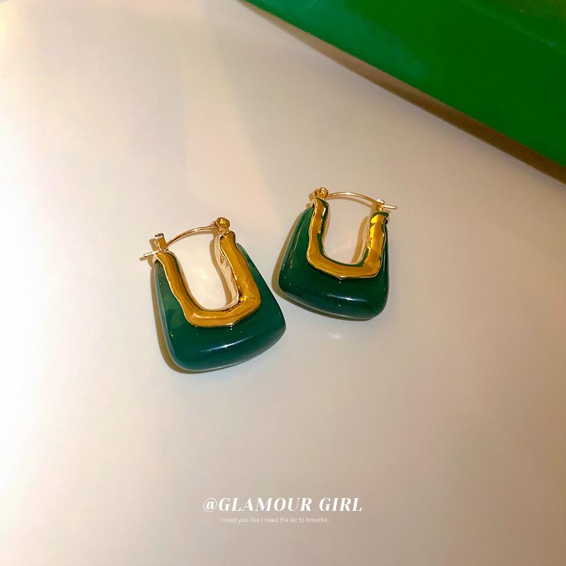 Faye Wong Pink Shrimp Cracker Earrings 2025 Year of the Snake Spring Festival Studs - European and American High-End Fashion.