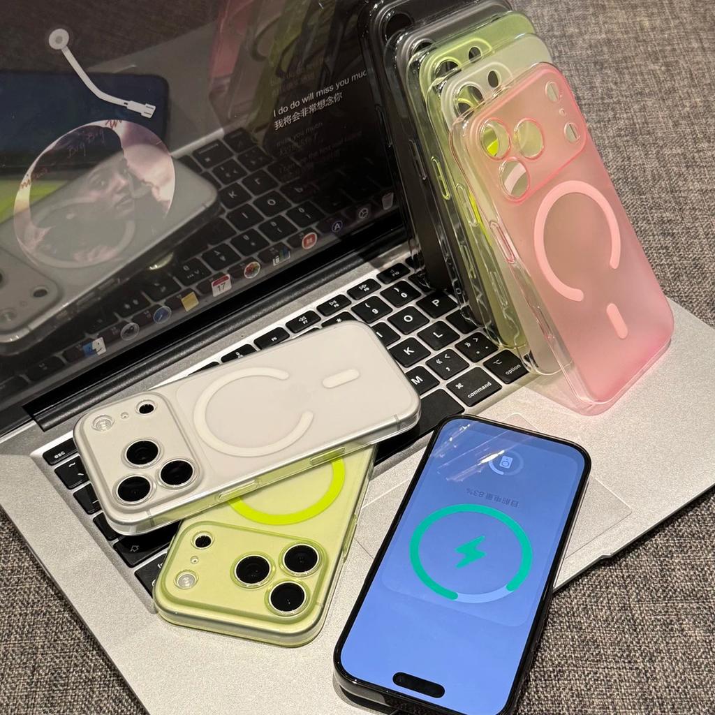 Applicable To iPhone17PROMAX Skin-sensitive Mobile Phone Case Apple 16 Ice Mist Ultra-thin Matte Magnetic PC Transparent Hard Case