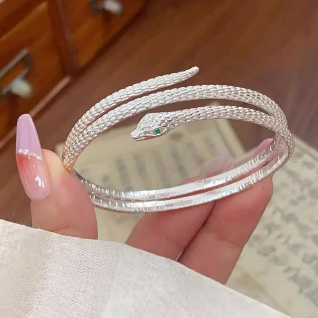 925 Sterling Silber dreilagiges Schlangenarmband Persönlichkeits-Charm Einfache Frau Tierarmband Geburtstagsgeschenk Exklusiver Schmuck