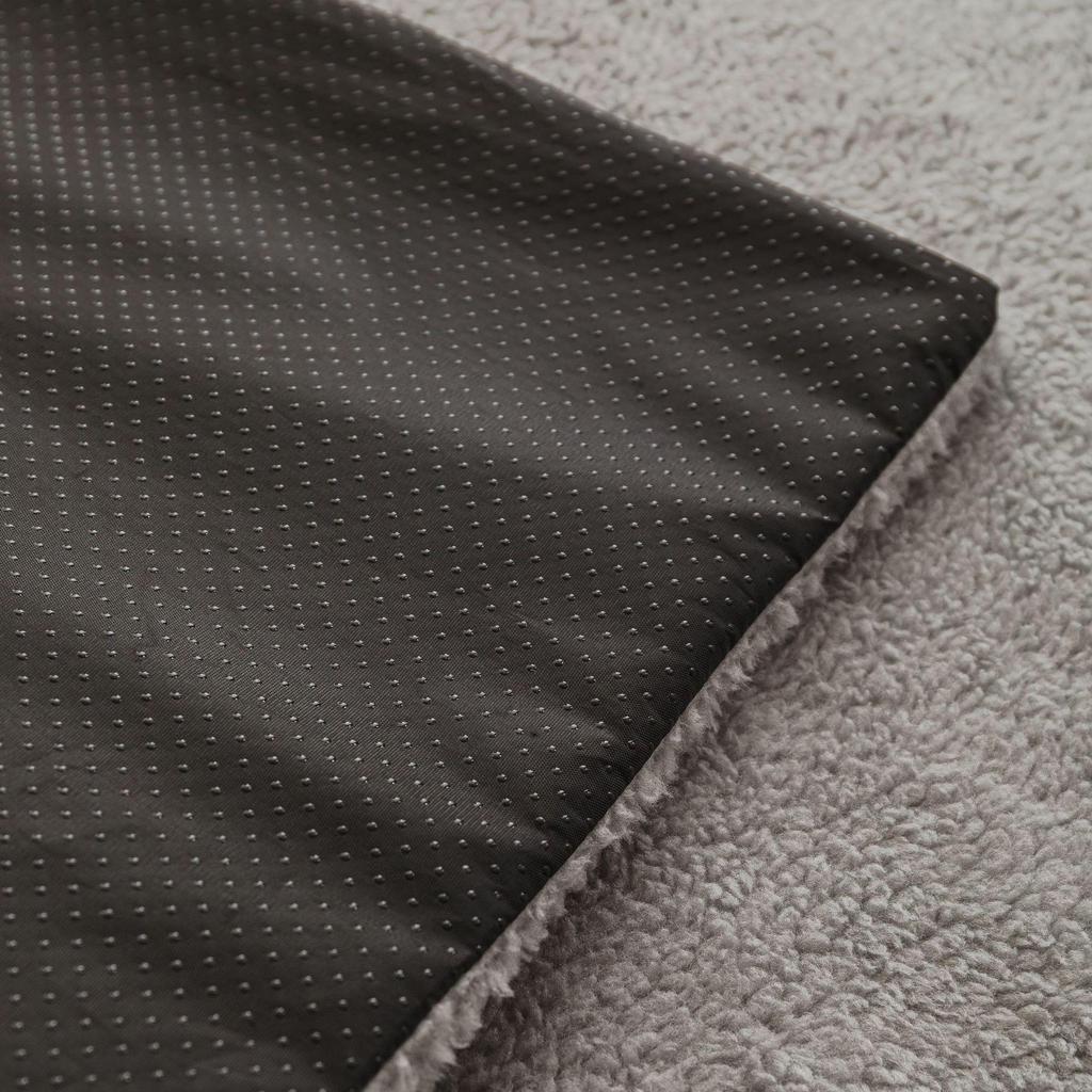 Self-Heating Lambswool Dog & Cat Bed Pad