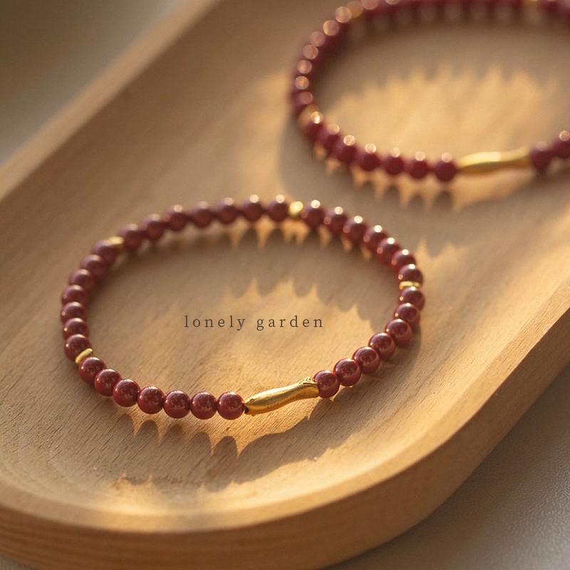 Ρετρό Βραχιόλι με Ψάρια Κόι: Μωβ Κιννάβαρι Σχέδιο με Χάντρες για Αφθονία και Πλούτο Γυναικών