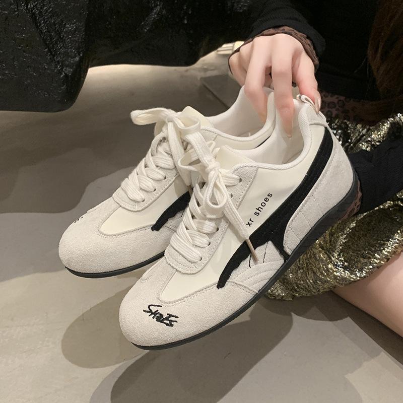 

2025 летние толстоподошвенные туфли для моральной подготовки с внутренней высотой, женские белые с вставками, ретро гоночные туфли, дышащие повседневные спортивные кеды 40