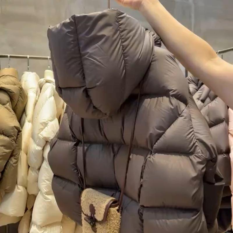 High-quality Down Cotton Clothes, Super Thick and Loose, Small Hooded Bread Clothes, Short Cloud Puff Cotton-padded Clothes for Women