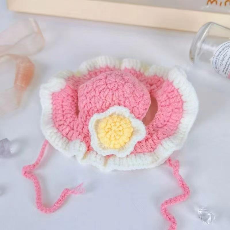 

Handmade Crochet Pet Hat with Decorative Flower Accent Adjustable Ties Soft Yarn Material Suitable for Small Dogs and Cats M розовый
