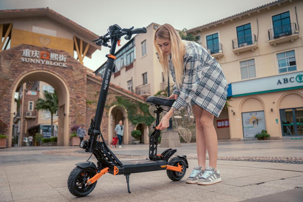 KuKirin G2 Pro Foldable E-Scooter for Adults 600W Motor 48V 15.6Ah Battery 45km/h Speed 58km Range 9 Inch Tubeless Tires