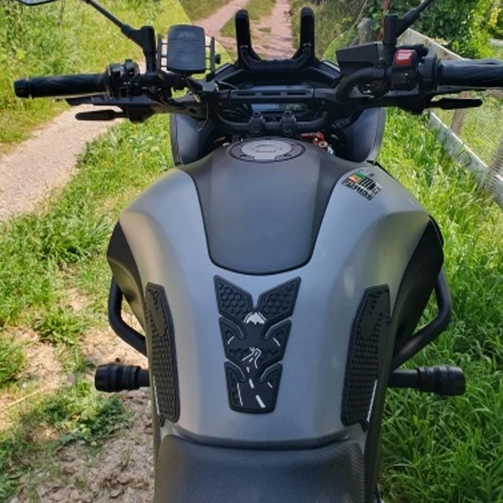 For Yamaha Tracer 7 GT Tracer 700 7gt Tracer7gt 2020 2025 2025 Side Fuel Tank Pads Protector Stickers Knee Grip Traction Pad