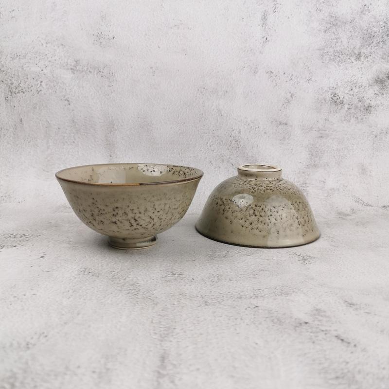 Speckled Japanese Ceramic Rice Bowl - Retro Handmade Style with Minor Flaws, Perfect for B&Bs or Dipping Sauces.