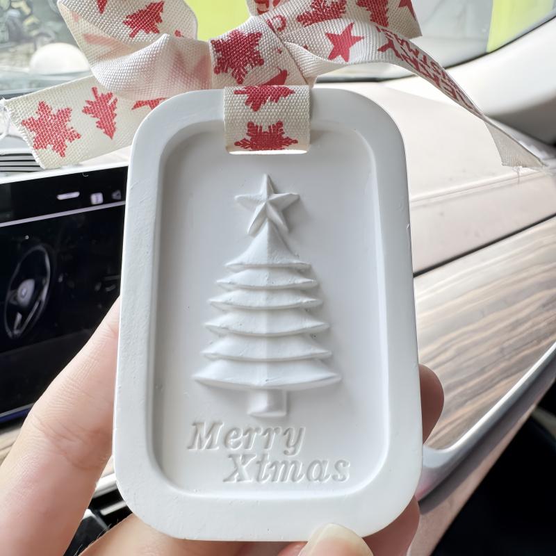 1pcChristmas Tree Car Plaster Aromatherapy Car Interior Hanging Decoration Bathroom Bedroom Wardrobe Diffuser Stone Decoration P