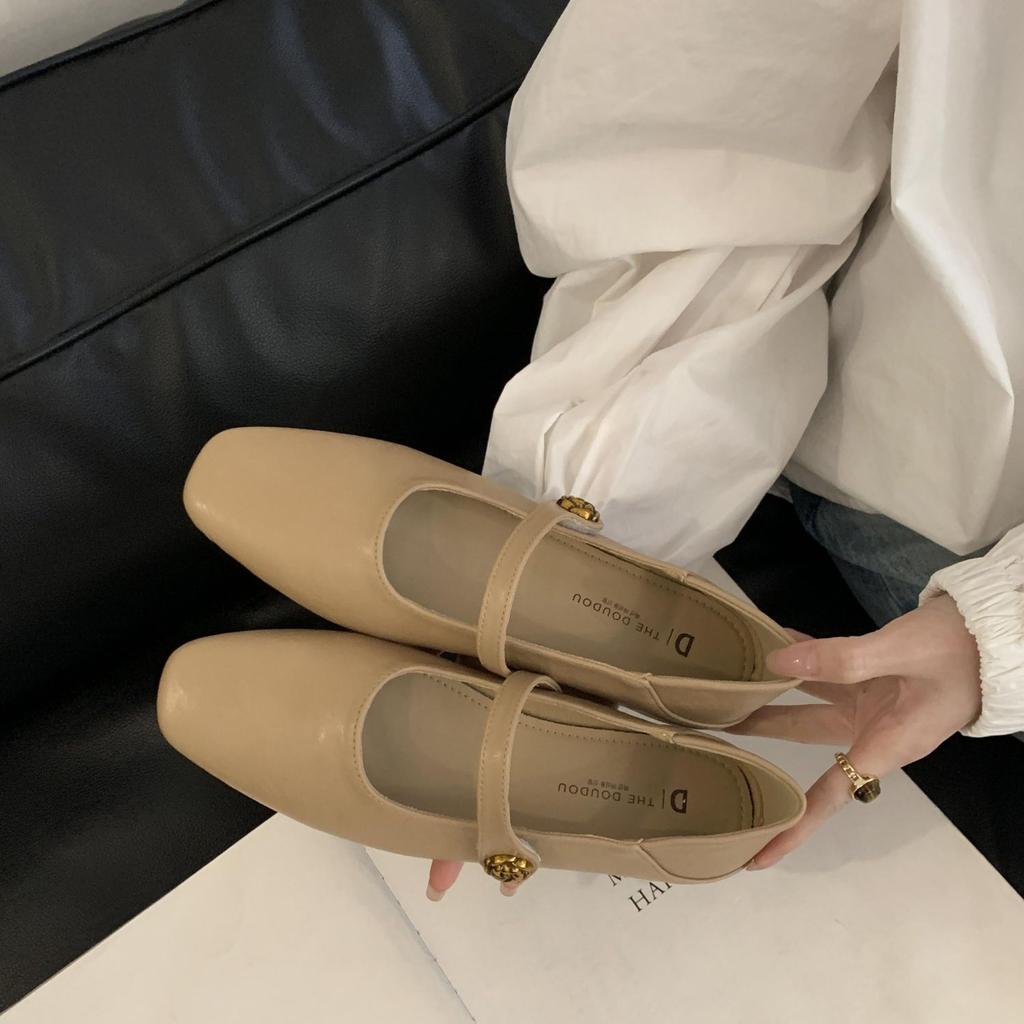 Soft-soled flat-soled gentle single shoes Fairy Mary Jane 2025 spring one-pedal skirt with one word with beanie ladyshoes tide