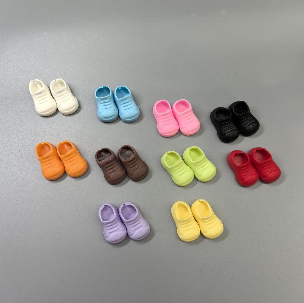 Standable Labubu 17cm Shoe Figure: Generations 1 & 2 Sports Casual Boots Accessories