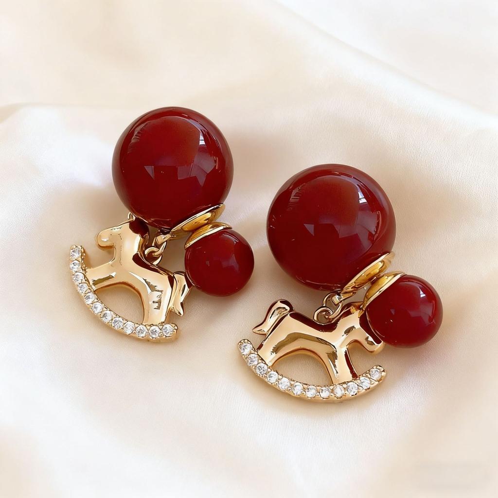 Maillard coffee color amber earrings women's autumn and winter high-end commuter style earrings light luxury niche design earrings