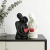 Yousheng 3D Printed Hugging Couple Figurine Valentine's Day Love Heart Couple Statue Home Office Desktop Decoration Ornament