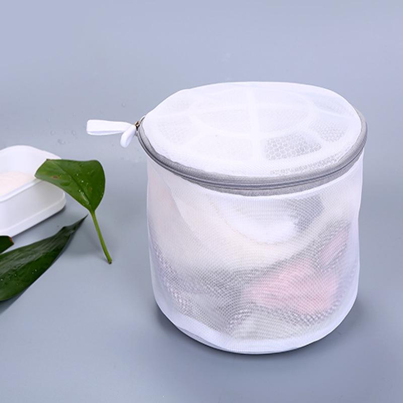 Extra Large 70g Mesh Laundry Bag Set: Anti-Tangle Wash Net for Underwear, Bras, and Sweaters