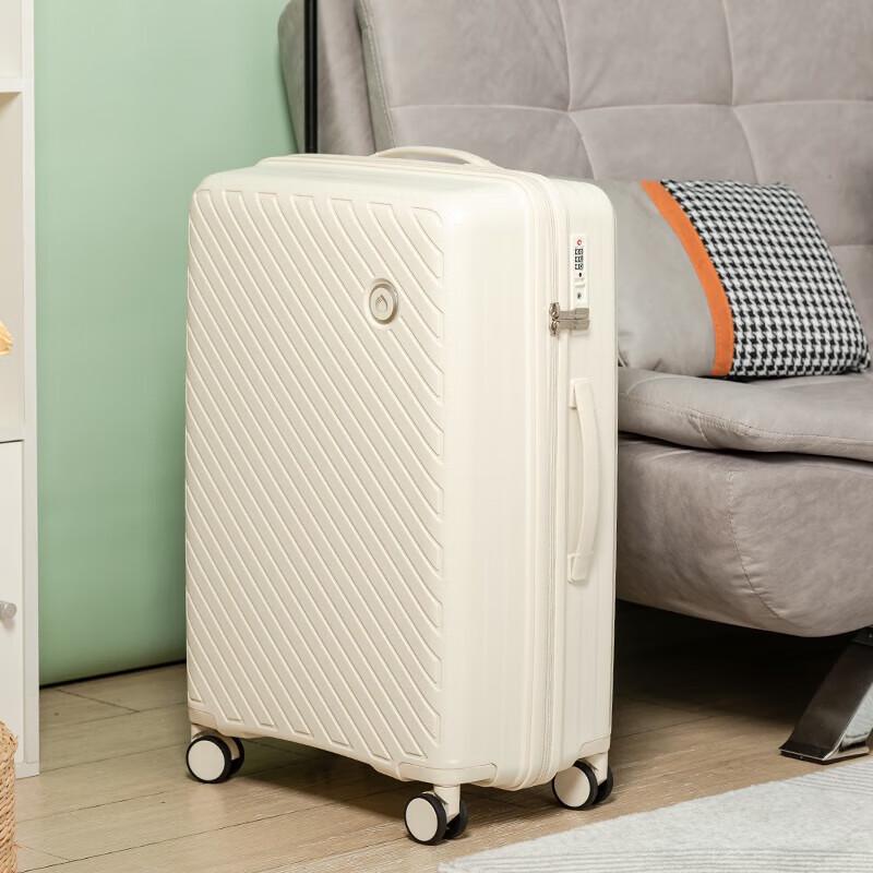 

Diplomat DS-1323 24-inch Hardside Spinner Suitcase