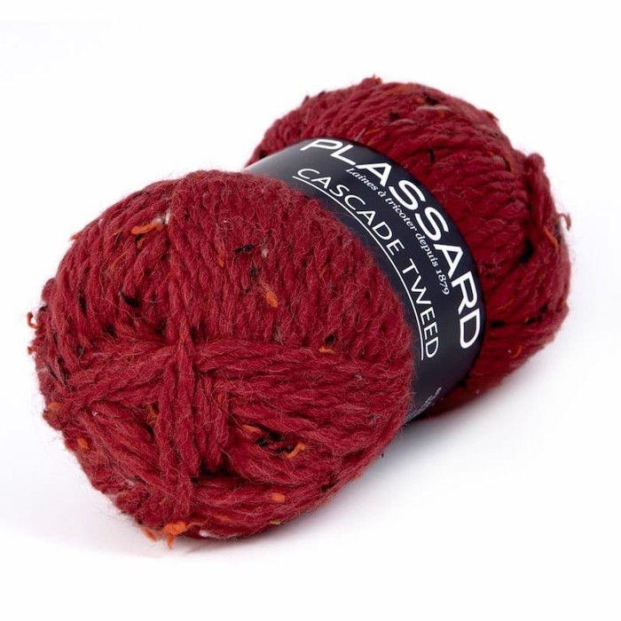 Ball of Yarn Cascade Tweed 62 Red