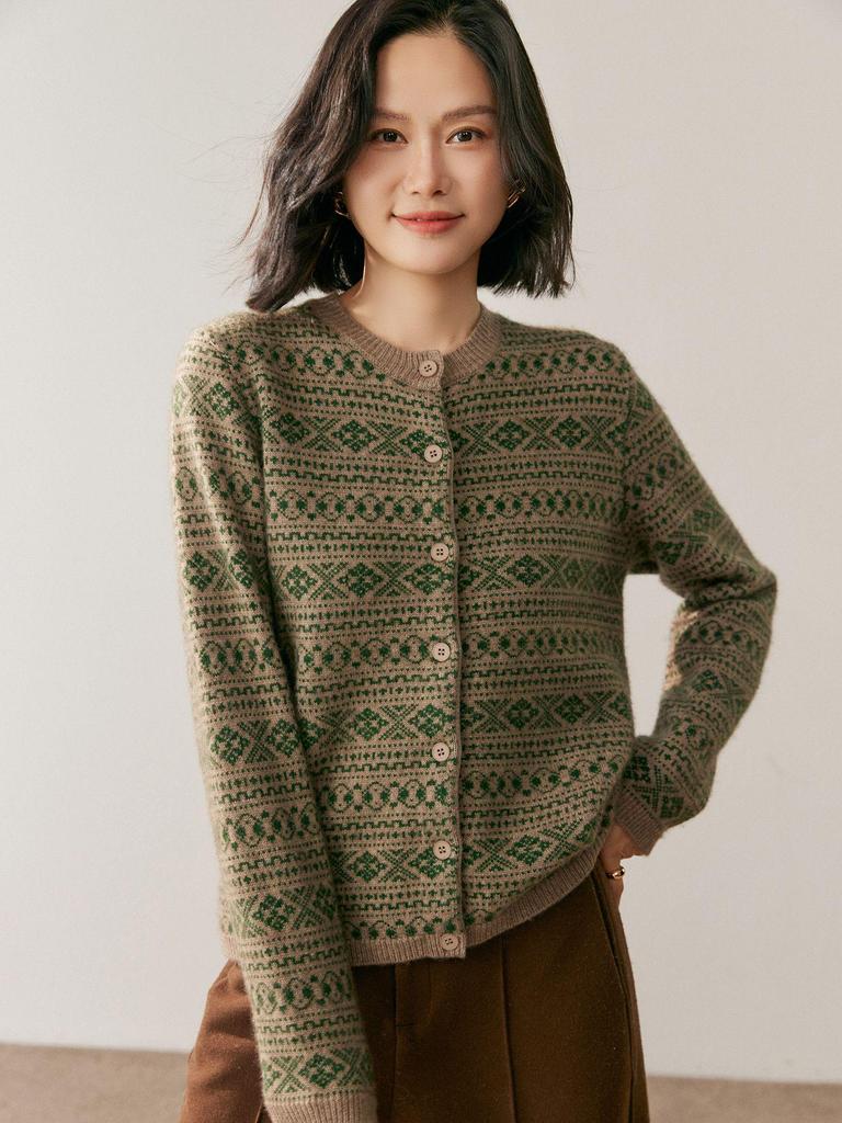 Women's Versatile Cashmere Cardigan - Autumn/Winter 2025, Soft, Comfortable, Warm, Loose Fit, Round Neck Knit Top