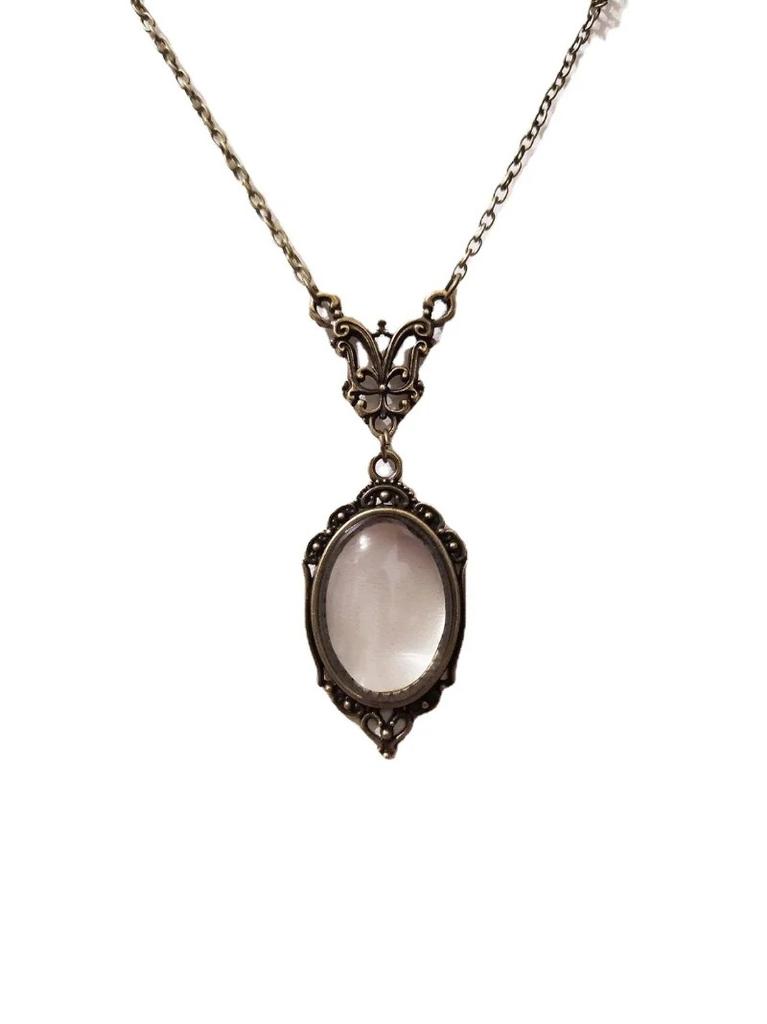 Gothic Vintage Magnifying Glass Pendant Necklaces for Women Steampunk Victorian Monocle Jewelry Gift for Book Lovers