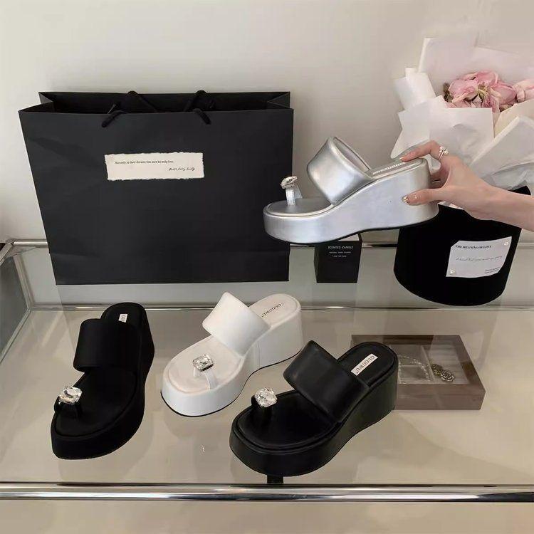 Wedge heel heel heightened thick-soled transparent belt one-word slippers women's shoes wear 2025 summer fashion temperament cool slippers