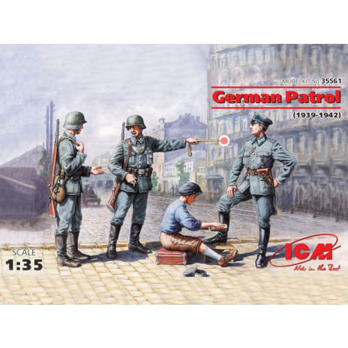 ICM 1/35 German Patrol (Infantry & Shoe Shine Boy 1939-1942) Plastic Model Kit 35561