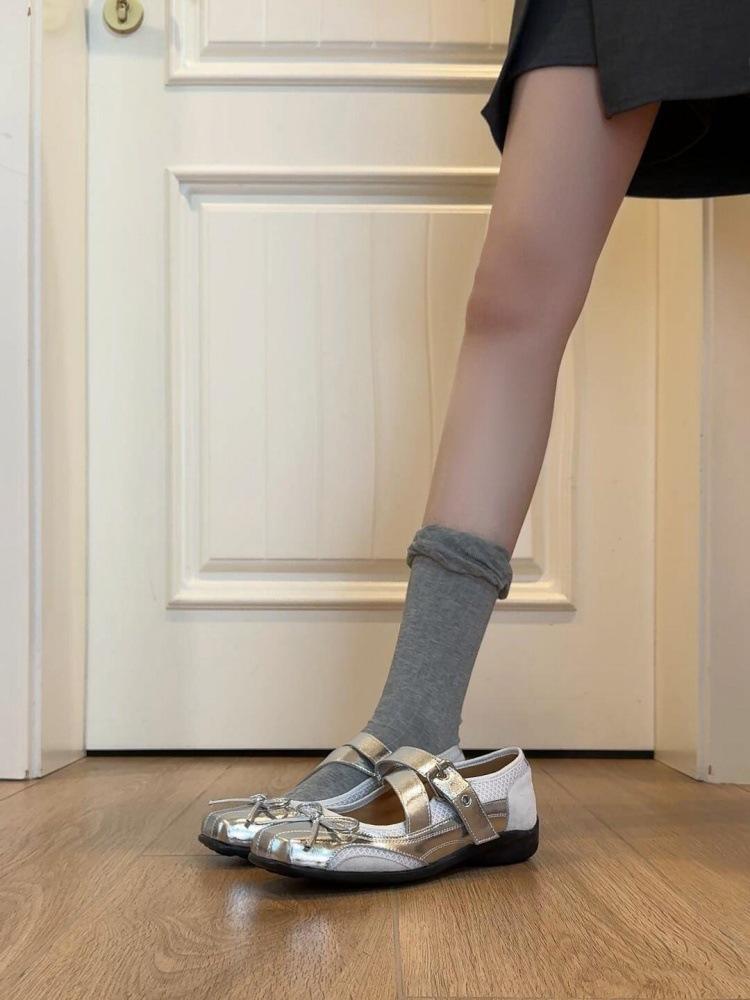 

Sheepskin version girl style silver bow Mary Jane shoes women s casual ballet shoes sports leather light mouth single shoes 35
