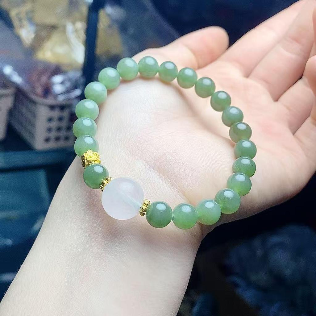 Hetian Jade Women's Fashion Bracelet - Elegant & Versatile Jewelry Piece