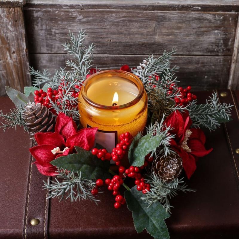 Door Wall Window Christmas Ornament Artificial Pinecone Candlestick Wreaths with Red Berries & Leaf Table Centerpiece