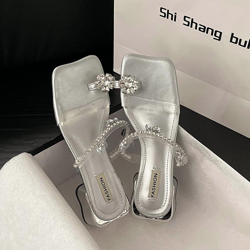 2025 spring and summer new fairy wind cover toe thick heel slippers outer wear fashion with skirt high-end cool slippers