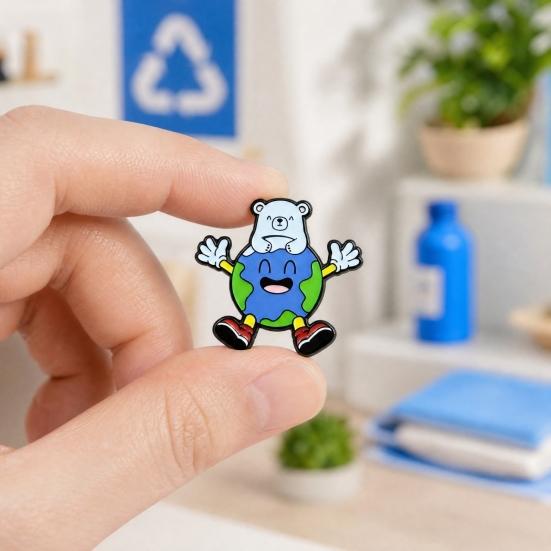 Earth Enamel Lapel Pin, Protecting The Earth Metal Brooch Pin for Backpacks, Clothing, Bags, Hats, Earth Day Gifts for Women Men