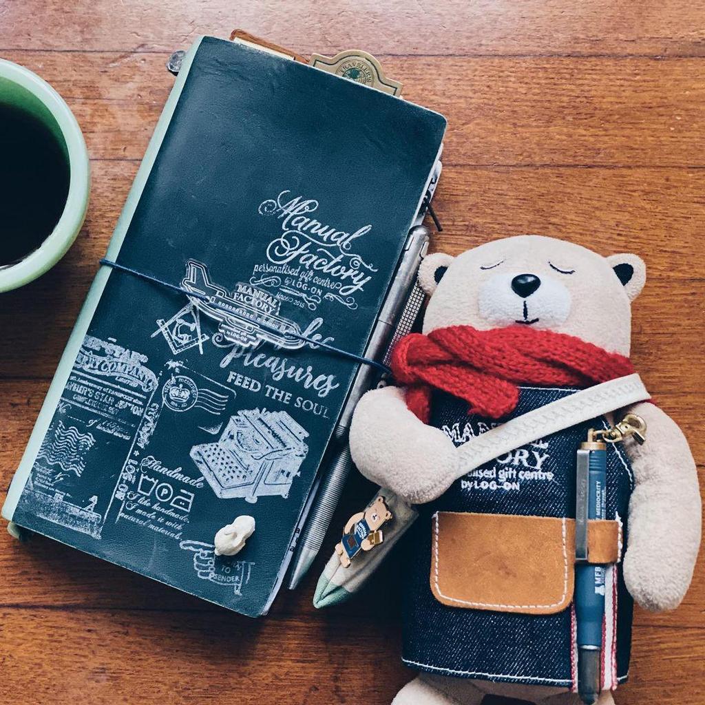 Cowhide Traveler's Loose-leaf Notebook Planner Diary