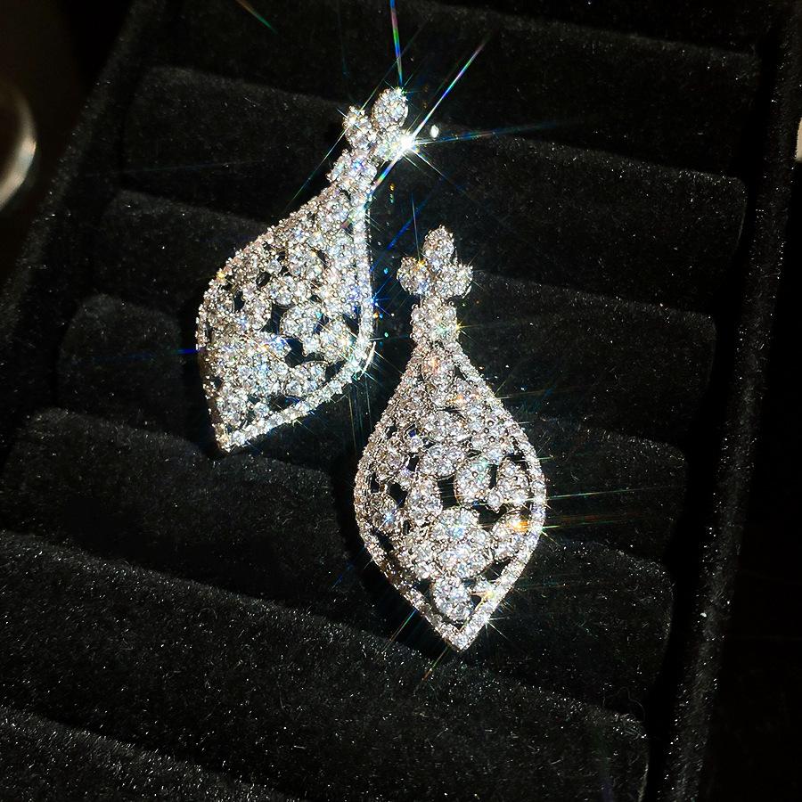 Zircon Water Drop Pendant Earrings Luxury Style Delicate Design Ear Jewelry