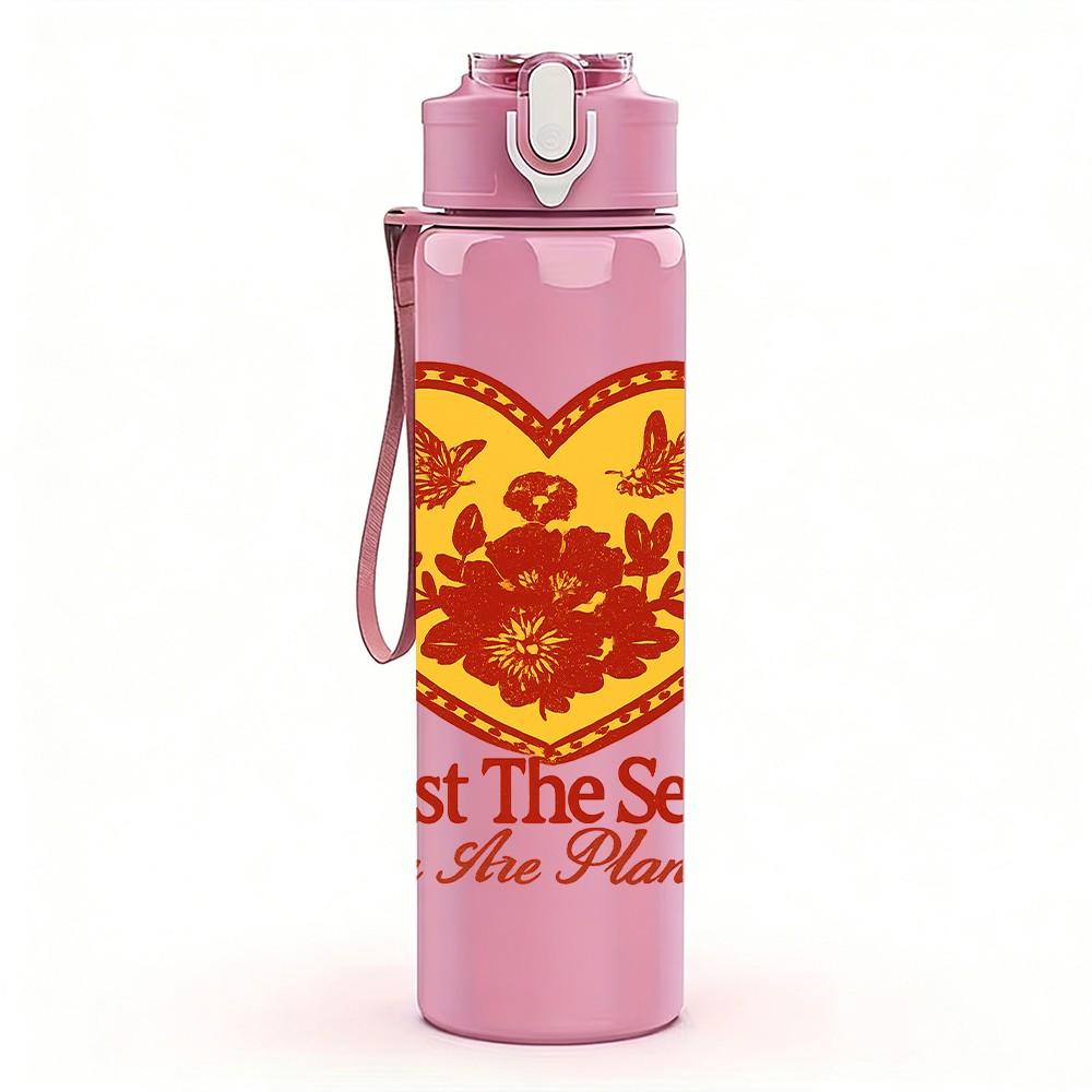 1PC Trust The Seeds Vintage Heart Print 750ml Color Plastic Sports Water Bottle Leakproof Flip Straw Lid Suitable for Sports Office Home Use
