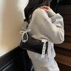 French niche fashion armpit small bag women 2025 new trendy Internet celebrity temperament shoulder bag foreign style messenger bag